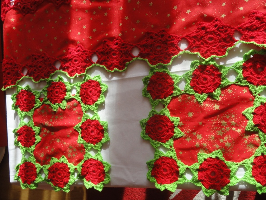 napron si servetele masa Craciun - accesorii de crăciun - decorațiuni de advent - decor de masa advent - Artynos.ro napron si servetele masa Craciun - accesorii de crăciun - decorațiuni de advent - decor de masa advent - Artynos.ro