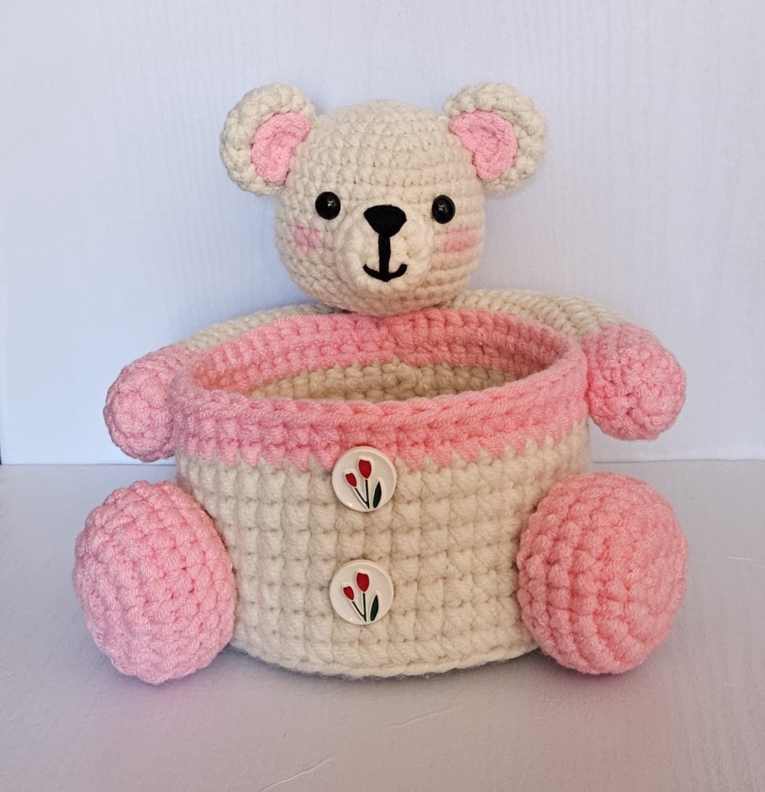 Cosulet handmade ursulet Amigurumi - mare - casă & stil de viață - organizare & depozitare - coșuri depozitare - Artynos.ro