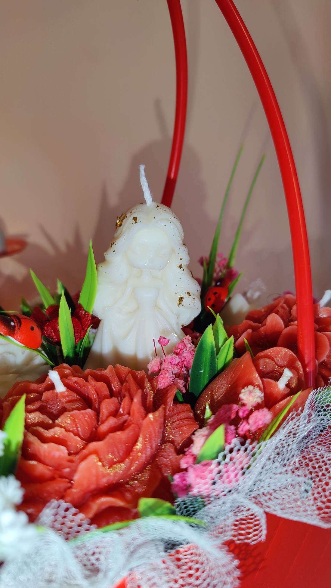 Pe tărâmul florilor - casă & stil de viață - lumânări, parfumuri, arome - ceară parfumată - Artynos.ro Pe tărâmul florilor - casă & stil de viață - lumânări, parfumuri, arome - ceară parfumată - Artynos.ro