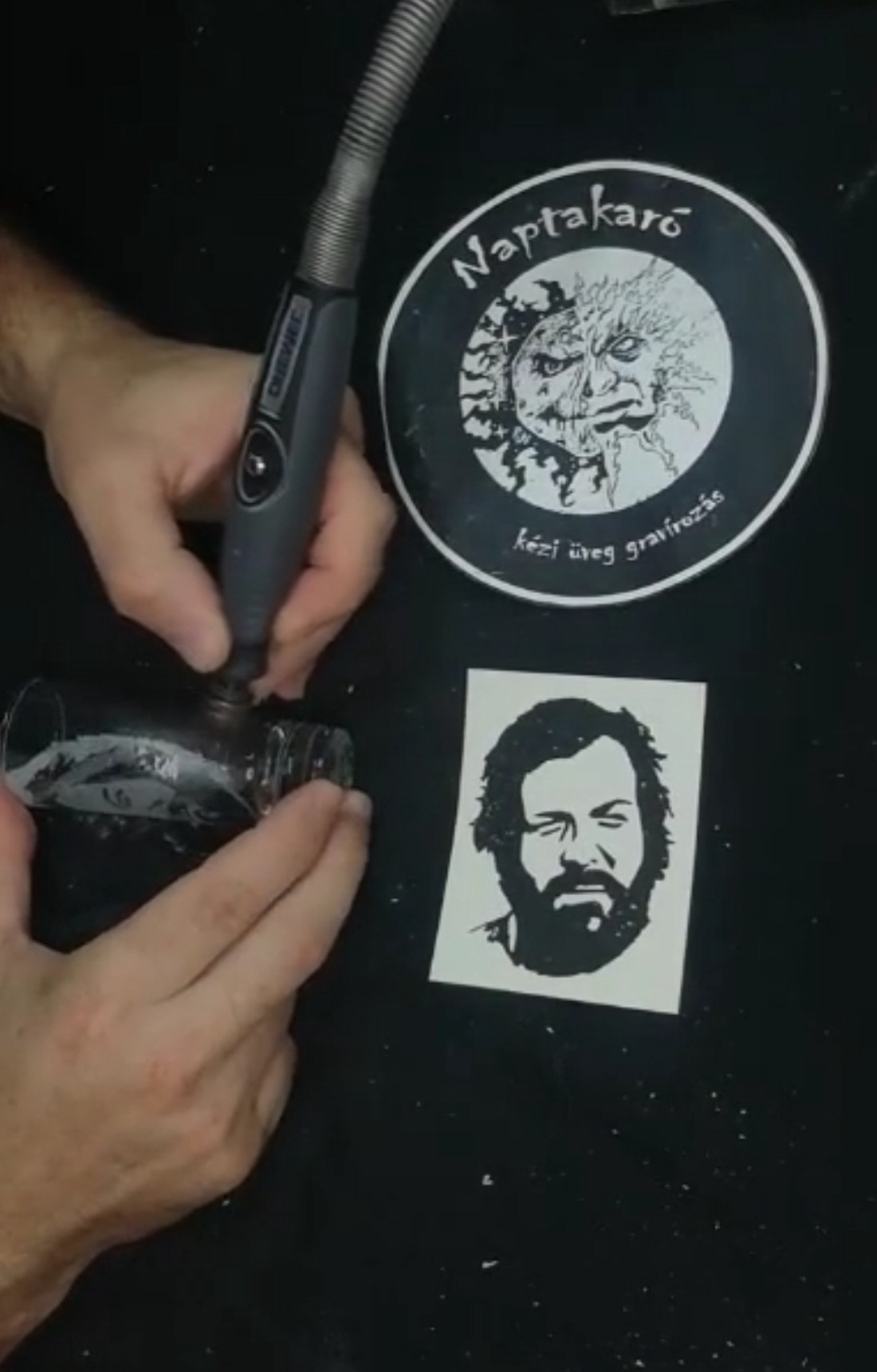 Bud Spencer 4/4 Pahar de sticlă gravat manual  -  - Artynos.ro