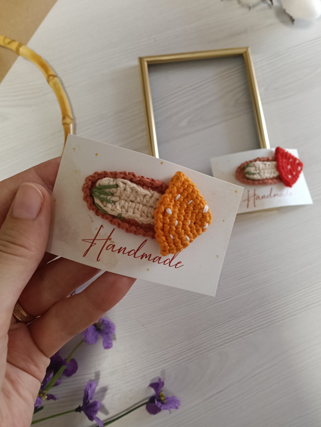 Clame par - îmbrăcăminte și modă - accesorii păr - clemă de păr și ac de păr - Artynos.ro Clame par - îmbrăcăminte și modă - accesorii păr - clemă de păr și ac de păr - Artynos.ro