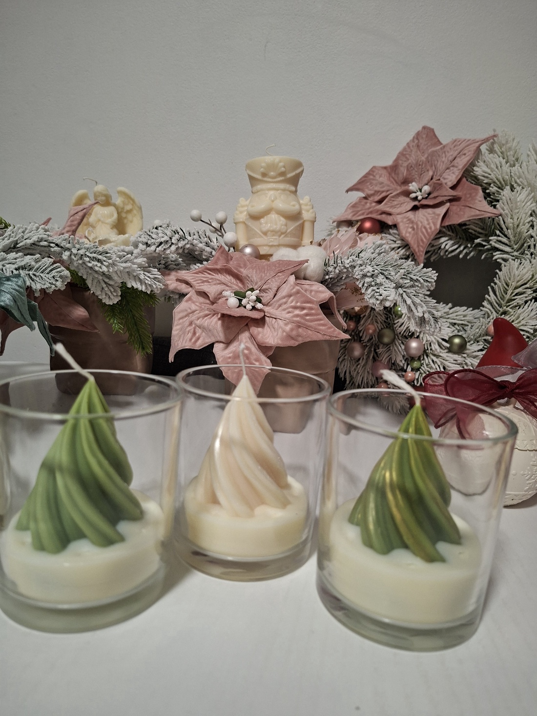 Lumanare bradut in vas.  - crăciun - decorațiuni de crăciun de casă - lumânări parfumate de crăciun - Artynos.ro
