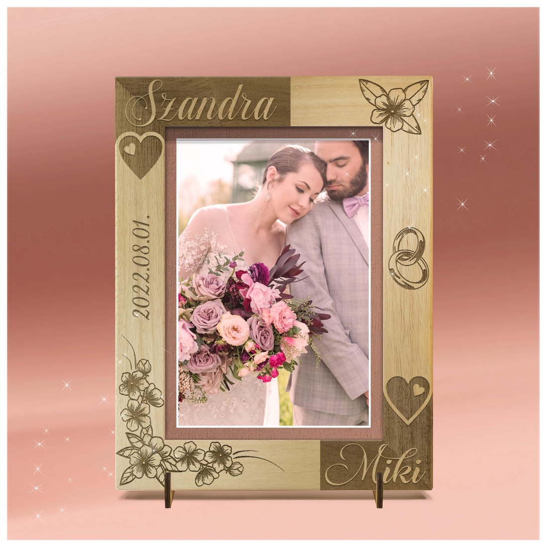 Ramă foto gravată personalizat, disponibilă pentru nuntă sau logodnă. - accesorii nuntă - amintiri și cadouri de nuntă - cadou nuntă - ramă foto cu pușculiță de bani - Artynos.ro Ramă foto gravată personalizat, disponibilă pentru nuntă sau logodnă. - accesorii nuntă - amintiri și cadouri de nuntă - cadou nuntă - ramă foto cu pușculiță de bani - Artynos.ro