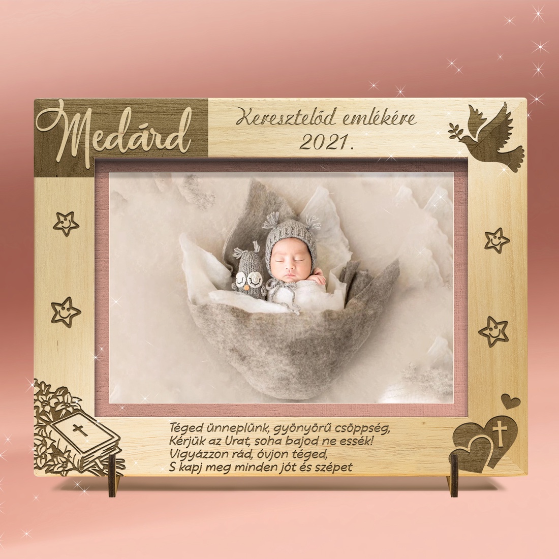 Ramă foto gravată personalizat, pentru botez, prima împărtășanie și confirmare. - accessorii și unelte - lemn - ramă foto - Artynos.ro Ramă foto gravată personalizat, pentru botez, prima împărtășanie și confirmare. - accessorii și unelte - lemn - ramă foto - Artynos.ro