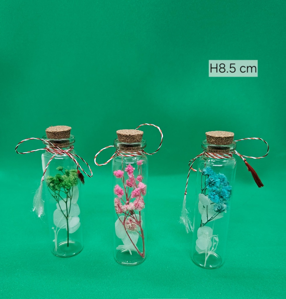 Set 3 martisoare cu flori uscate - bijuterii - mărțișor - Artynos.ro