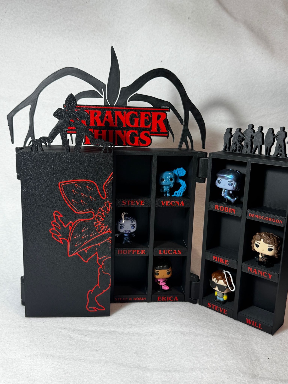 Caseta Display Stranger Things Kinder Joy - arte vizuale și accesorii  - alte colecții - Artynos.ro