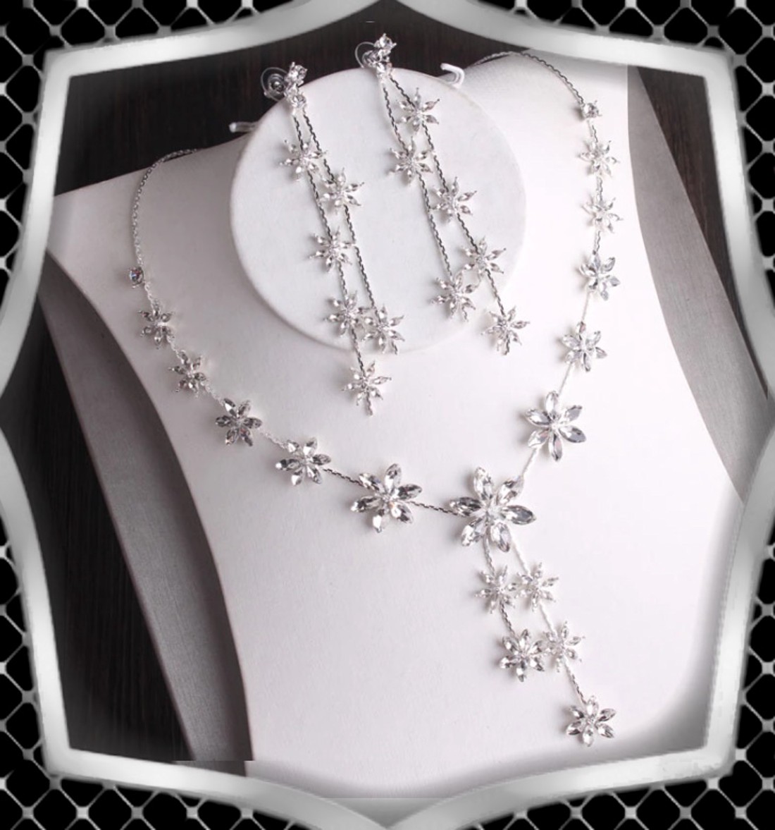 Seturi de bijuterii: set de bijuterii pentru nuntă, mireasă, casual + diademă ES-SZT19 - - Artynos.ro Seturi de bijuterii: set de bijuterii pentru nuntă, mireasă, casual + diademă ES-SZT19 - - Artynos.ro