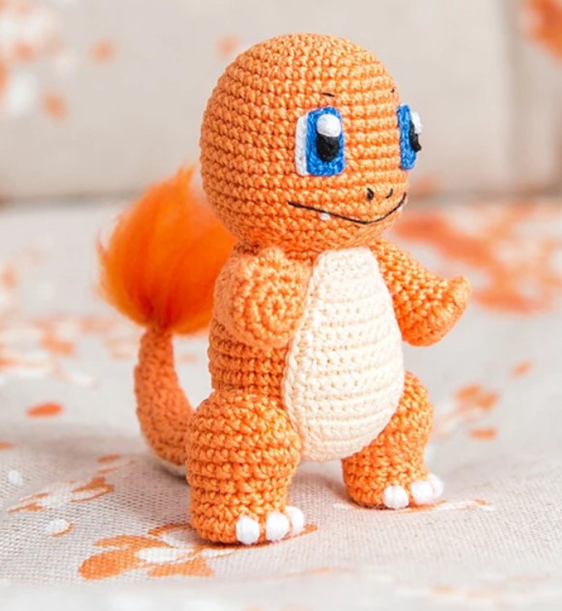 Figurină Charmander - jucării și echipamente pentru copii - plușuri - personaje de basm din pluș - Artynos.ro