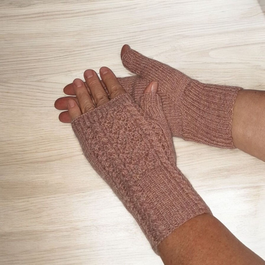Mănuși tricotate manual, încălzitor de mână -  - Artynos.ro