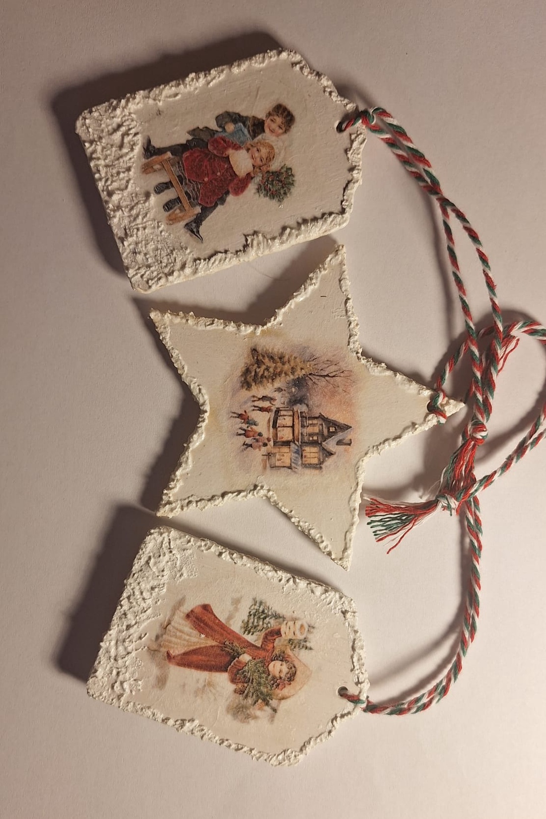 Set trei decoruri - crăciun - decorațiuni de crăciun de casă - figurine pentru pomul de crăciun - Artynos.ro