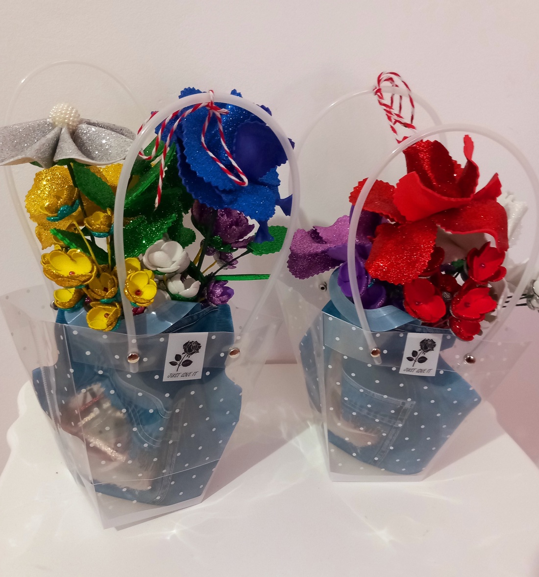 Martisori din flori - casă & stil de viață - decorațiuni de casă - accesorii florale - buchete de flori - Artynos.ro