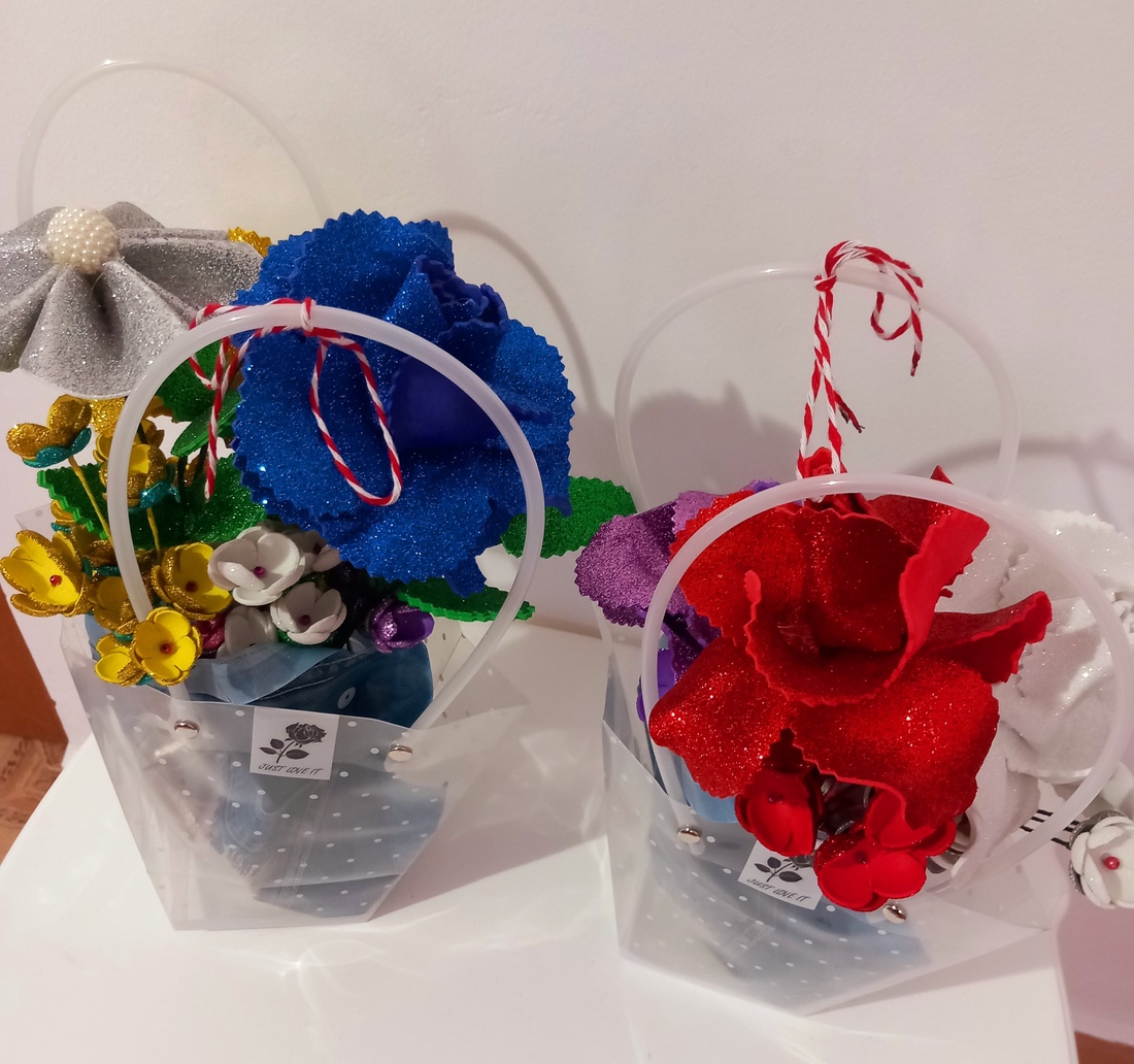 Martisori din flori - casă & stil de viață - decorațiuni de casă - accesorii florale - buchete de flori - Artynos.ro