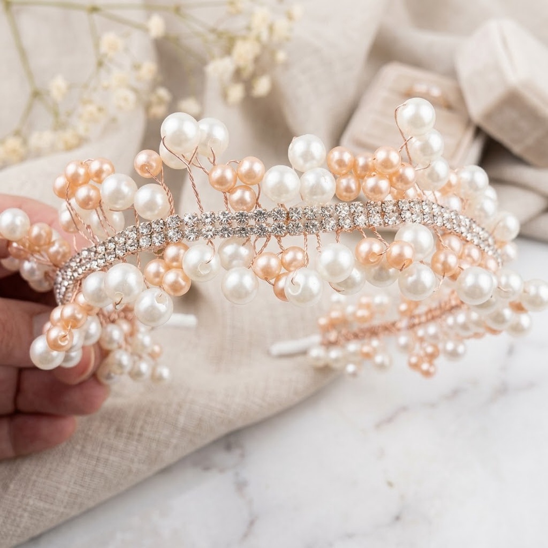 Diademă Elegantă Artynos � Rafinament și Strălucire pentru Evenimente Speciale - accesorii nuntă - accesorii de nuntă - voal mirese - Artynos.ro