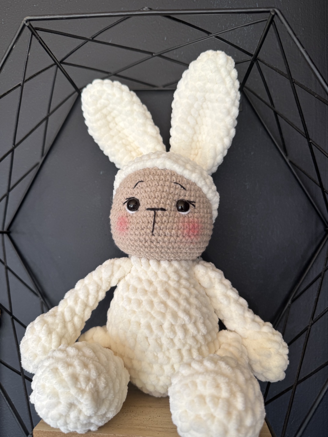 Fluffy Bunny - jucării și echipamente pentru copii - jucării și accesorii pentru copii - păpuși de joacă - Artynos.ro