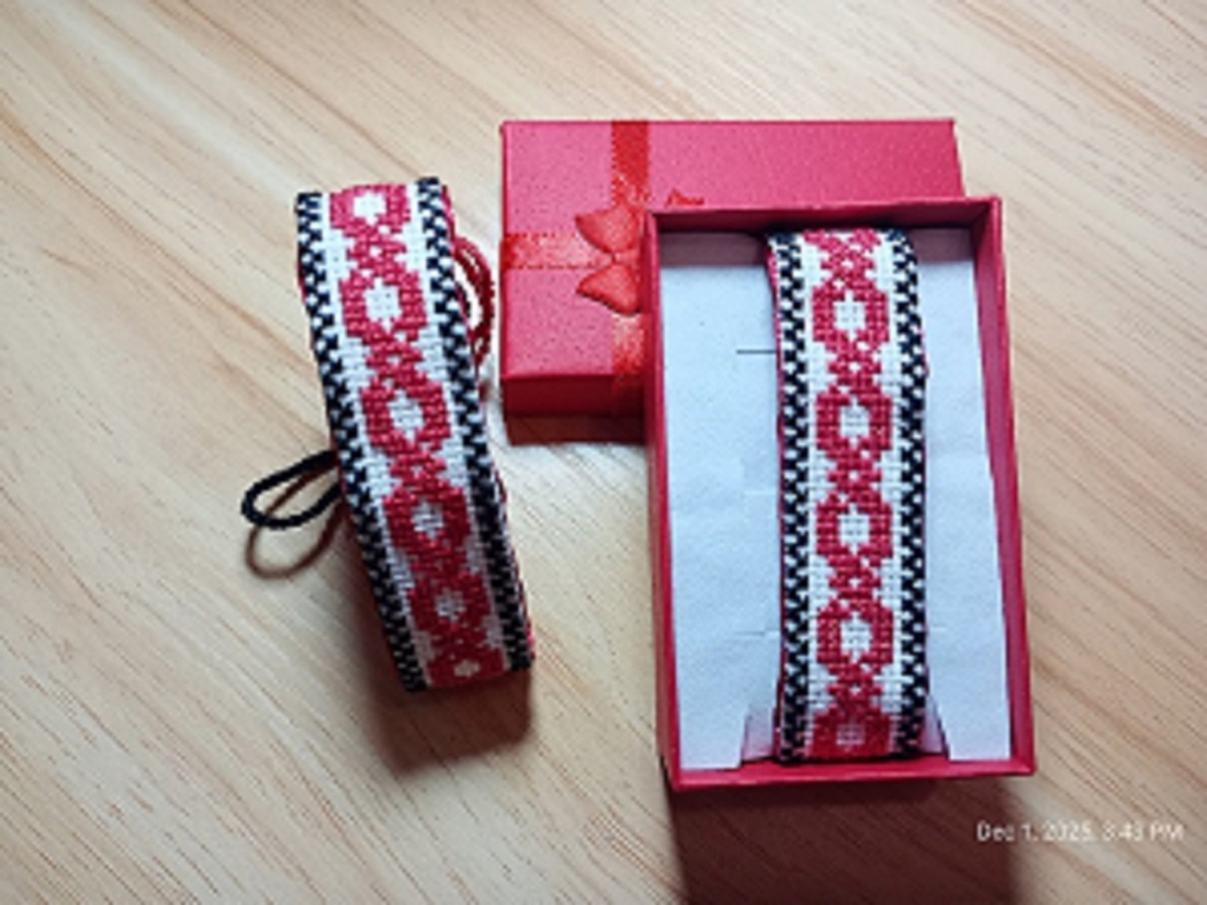 Bratara cusuta manual - bijuterii - brățări - brățări împletite - Artynos.ro