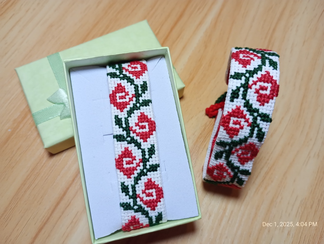 Bratara cusuta manual -  - Artynos.ro