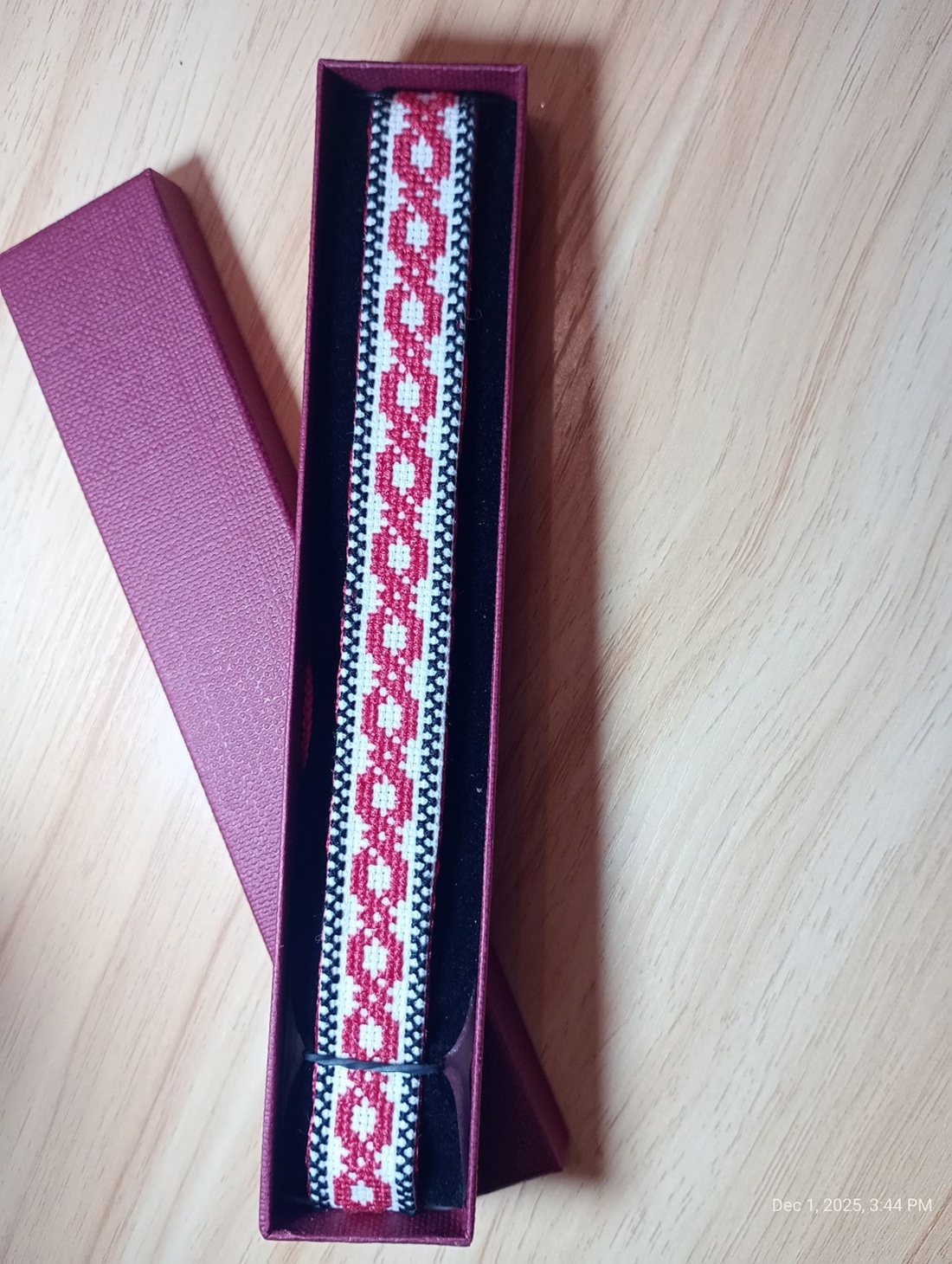 Colier / panglica pentru gat - bijuterii - coliere - coliere brodate - Artynos.ro