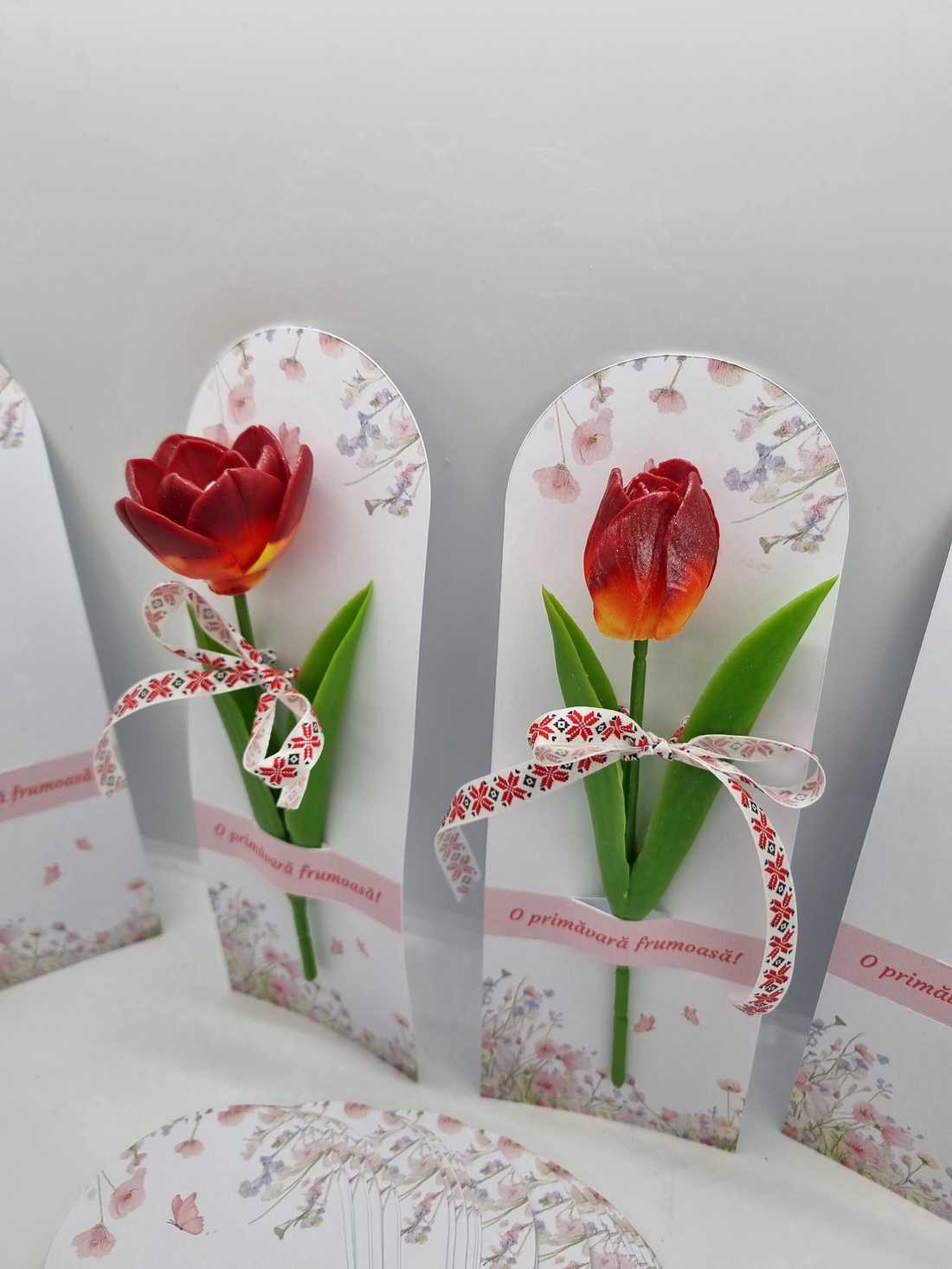 Fir de Lalea - Martisor Deosebit - bijuterii - mărțișor - Artynos.ro