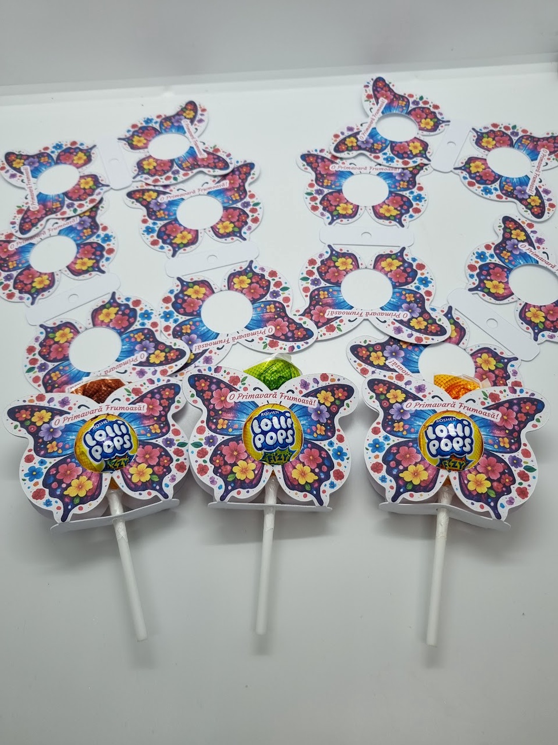 Mărțișoare dulci cu acadele Roshen Lolli Pops - bijuterii - mărțișor - Artynos.ro