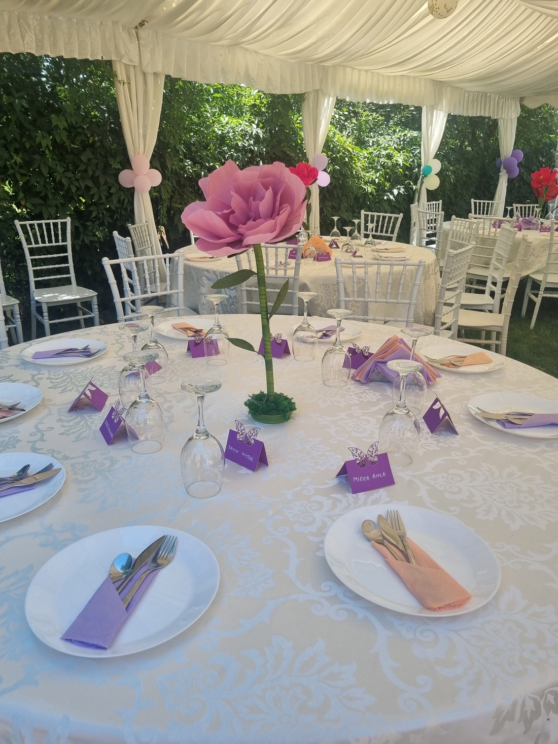 Flori decorative din hârtie � eleganță pentru orice eveniment - accesorii nuntă - materiale decor pentru nuntă - decorațiuni nuntă - Artynos.ro