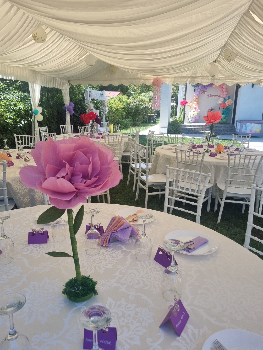 Flori decorative din hârtie � eleganță pentru orice eveniment - accesorii nuntă - materiale decor pentru nuntă - decorațiuni nuntă - Artynos.ro