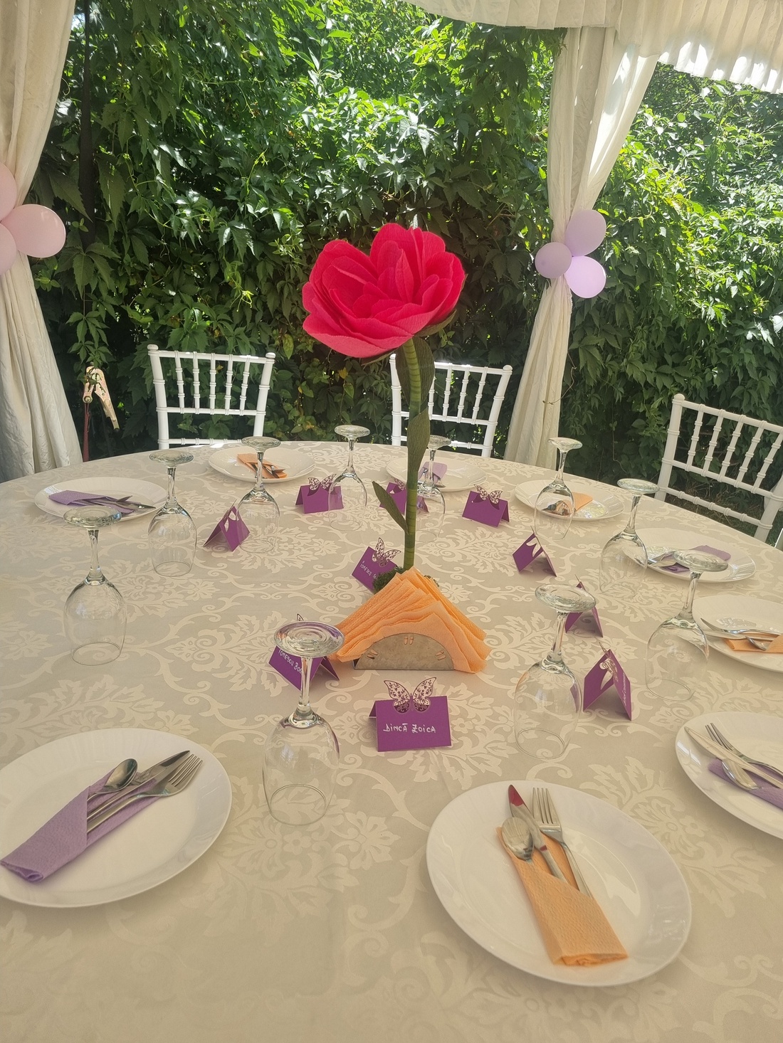 Flori decorative din hârtie � eleganță pentru orice eveniment - accesorii nuntă - materiale decor pentru nuntă - decorațiuni nuntă - Artynos.ro