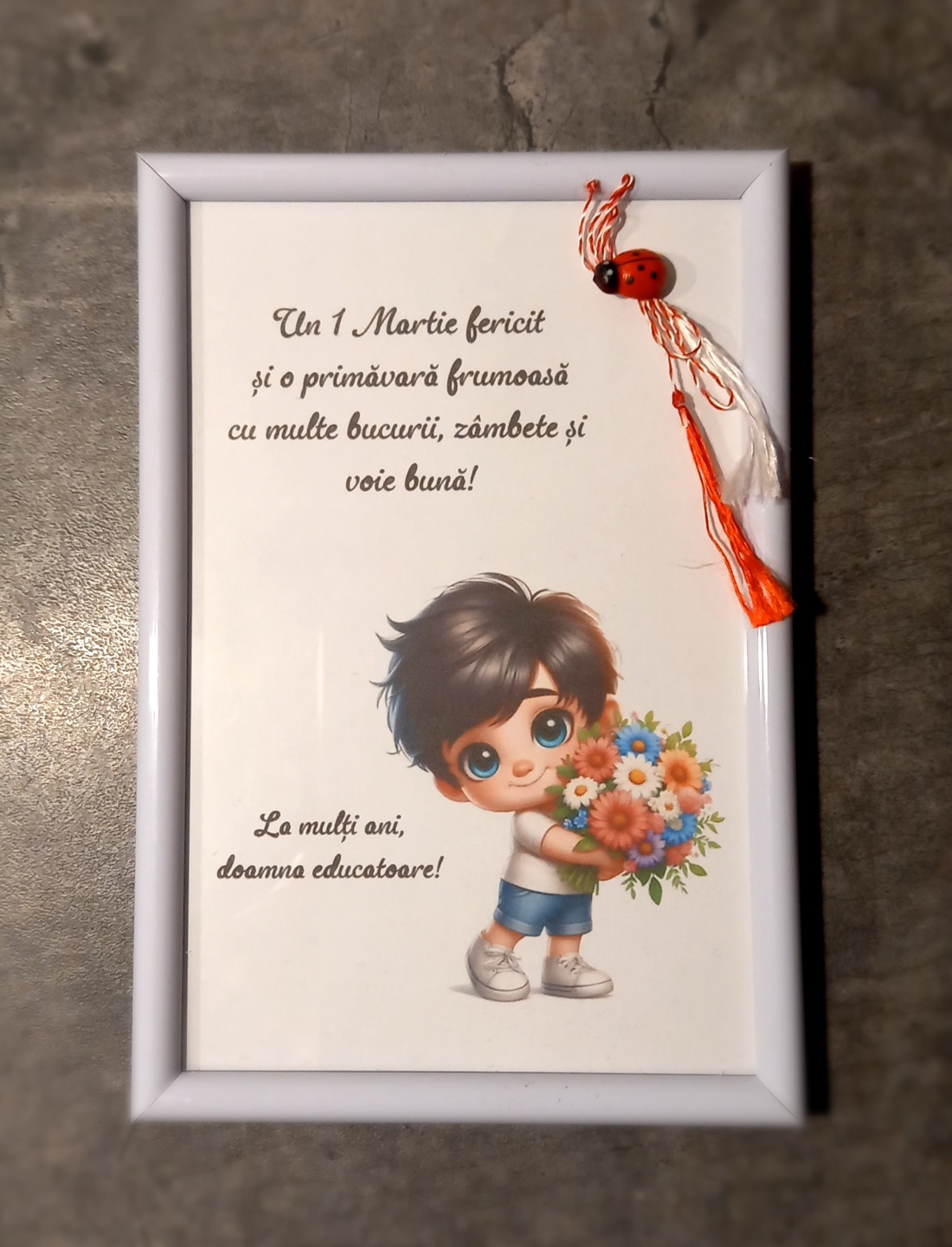 Rama foto martisor - accessorii și unelte - lemn - ramă foto - Artynos.ro Rama foto martisor - accessorii și unelte - lemn - ramă foto - Artynos.ro