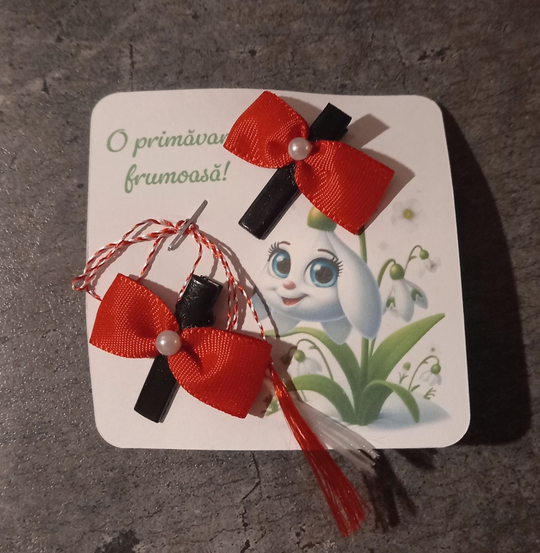 Set 2 clame par Martisor - bijuterii - mărțișor - Artynos.ro Set 2 clame par Martisor - bijuterii - mărțișor - Artynos.ro