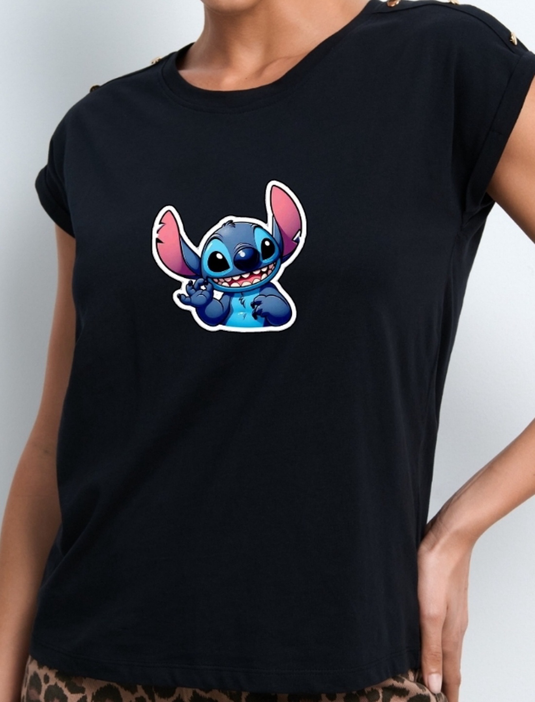 Tricou dama personalizat - îmbrăcăminte și modă - haine damă - tricou și top de damă - Artynos.ro Tricou dama personalizat - îmbrăcăminte și modă - haine damă - tricou și top de damă - Artynos.ro