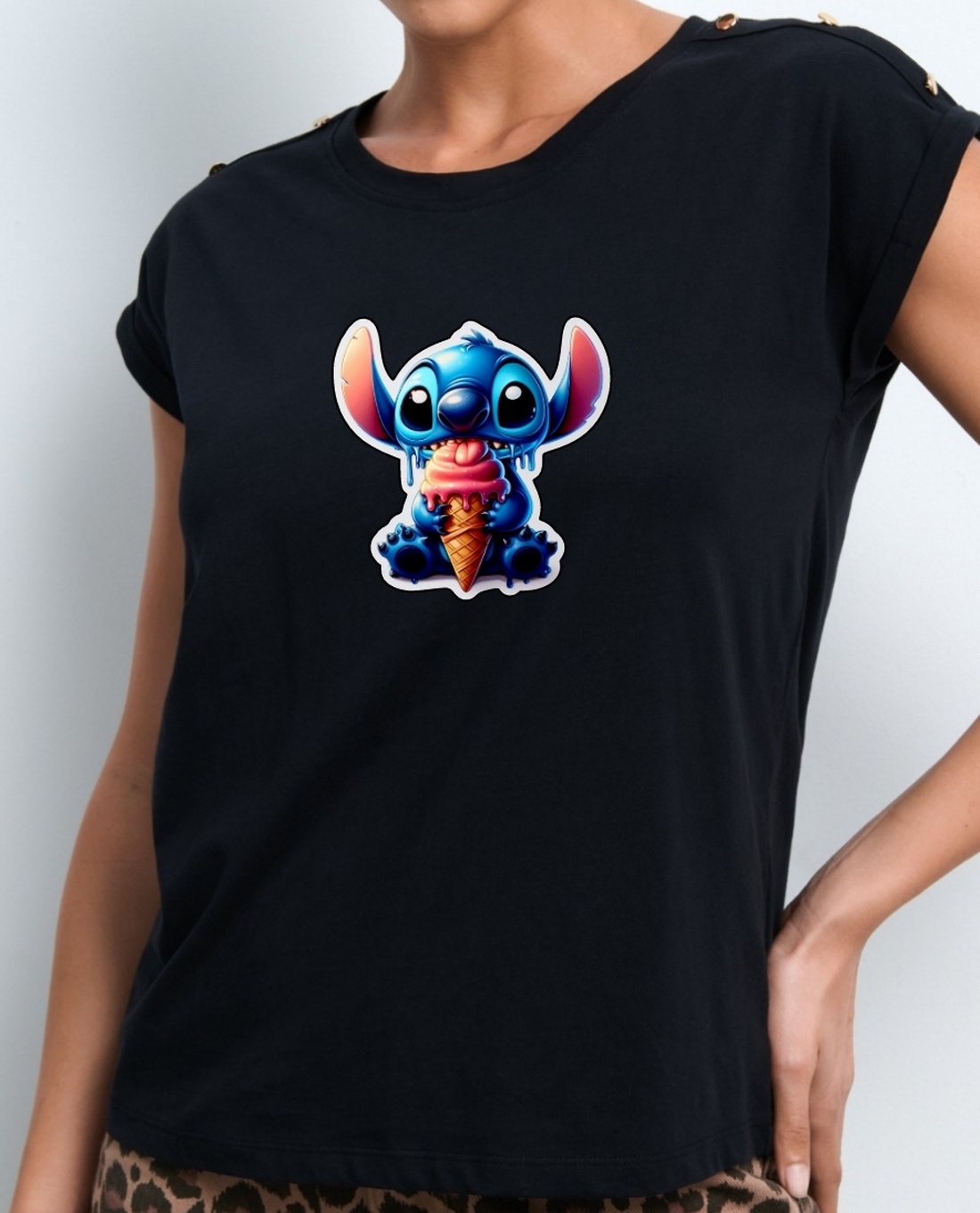Tricou dama personalizat - îmbrăcăminte și modă - haine damă - tricou și top de damă - Artynos.ro Tricou dama personalizat - îmbrăcăminte și modă - haine damă - tricou și top de damă - Artynos.ro