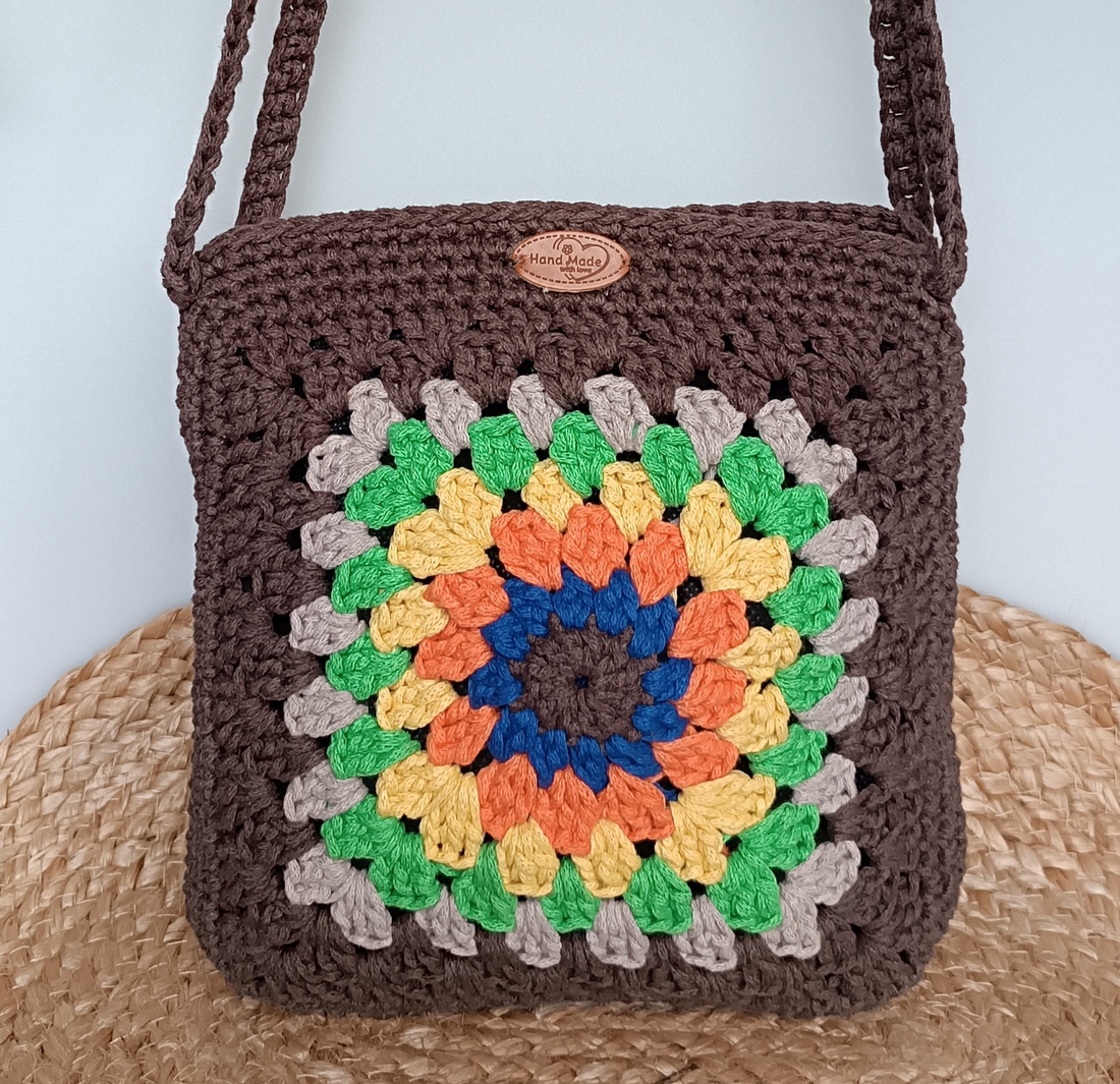 Geantă croșetată Granny Color - geantă și husă - genți de umăr și genți de mână - geantă casual - Artynos.ro