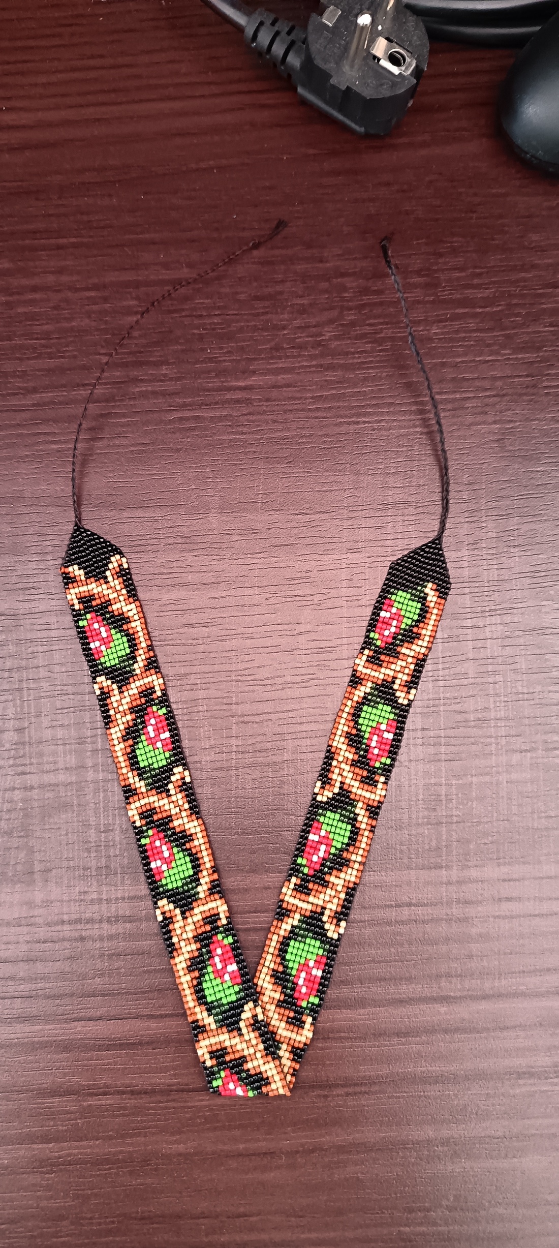 Zgardane-coliere - accessorii și unelte - mărgea, componente de bijuterii - mărgea de nisip - Artynos.ro Zgardane-coliere - accessorii și unelte - mărgea, componente de bijuterii - mărgea de nisip - Artynos.ro