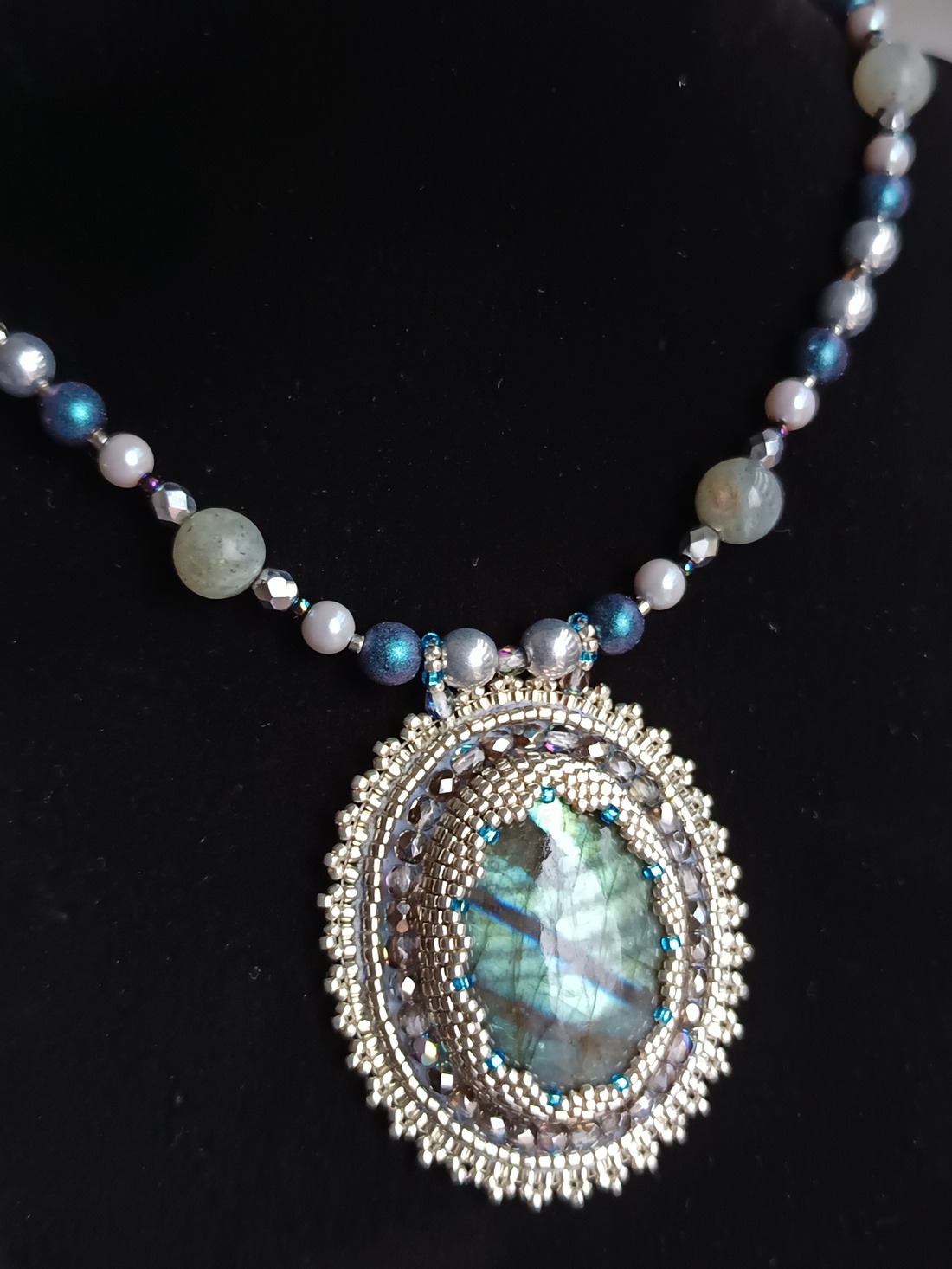 Colier cu labradorit  - bijuterii - coliere - coliere din pietre semiprețioase - Artynos.ro