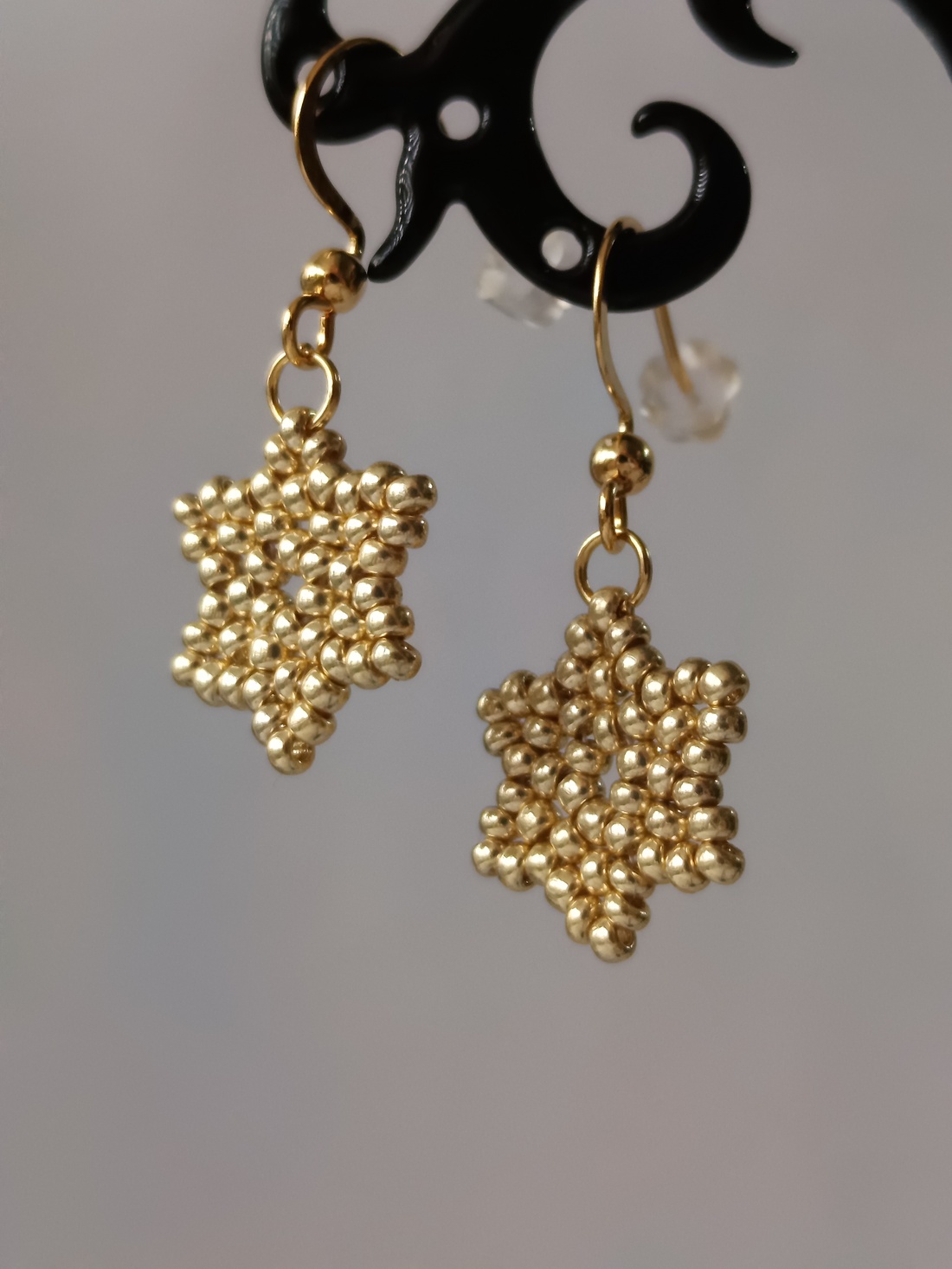 Cercei stea ( model 1) - bijuterii - cercei - cercei din mărgele - Artynos.ro