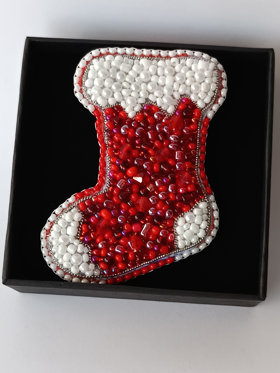 Broșă ghetuță  - bijuterii - broșe - Artynos.ro