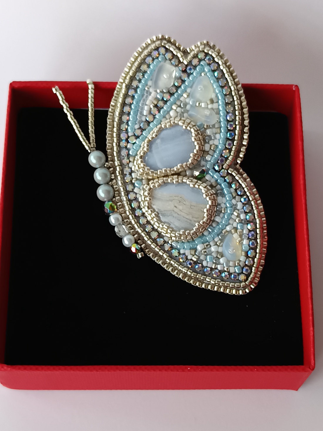 Broșă fluture  - bijuterii - broșe - Artynos.ro