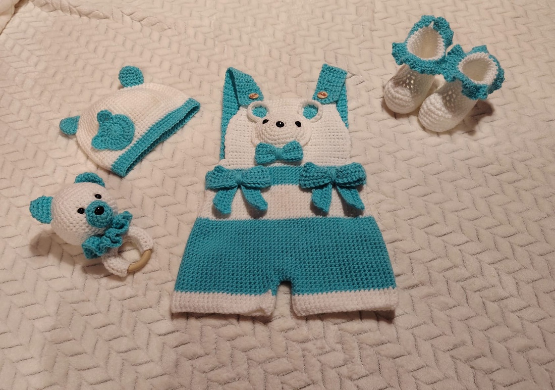 Set bebelusi - jucării și echipamente pentru copii - daruri de botez - Artynos.ro