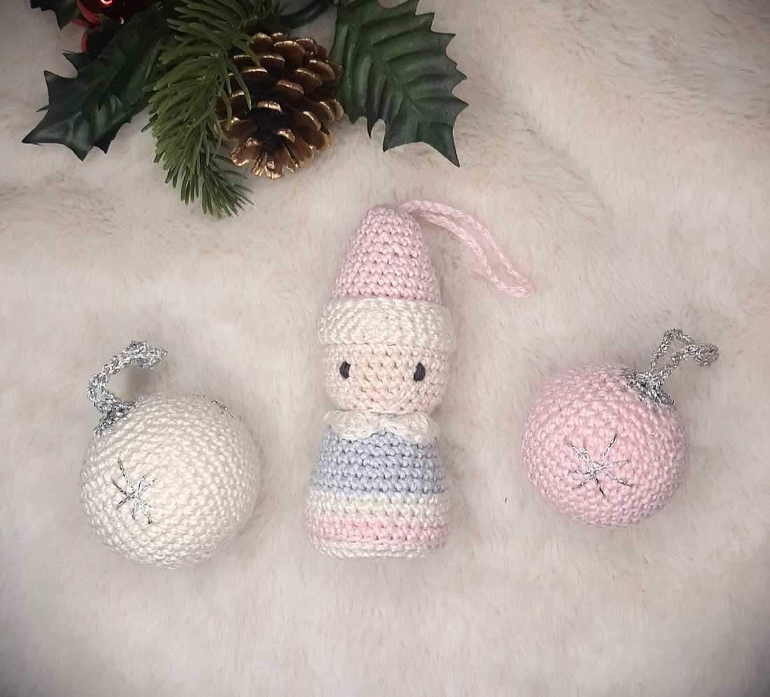 Primul Crăciun Împreună - set de decorațiuni croșetate - crăciun - cadouri de moș crăciun - cadouri de moș crăciun - Artynos.ro