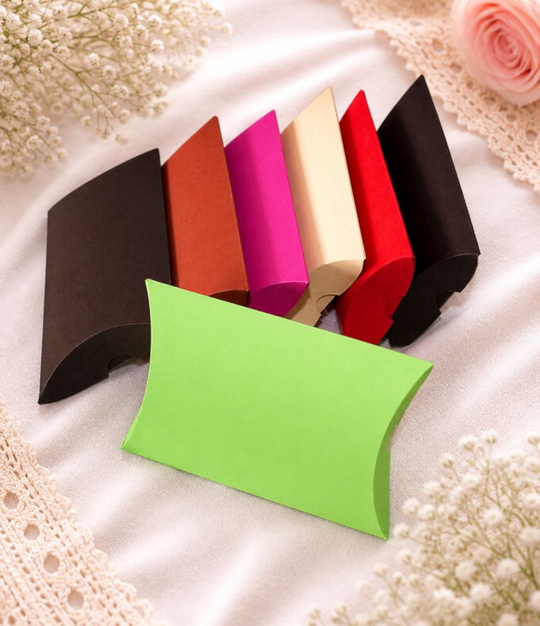 Cutiute pillow box - accesorii nuntă - amintiri și cadouri de nuntă - cadou nuntă - plic de bani, card - Artynos.ro