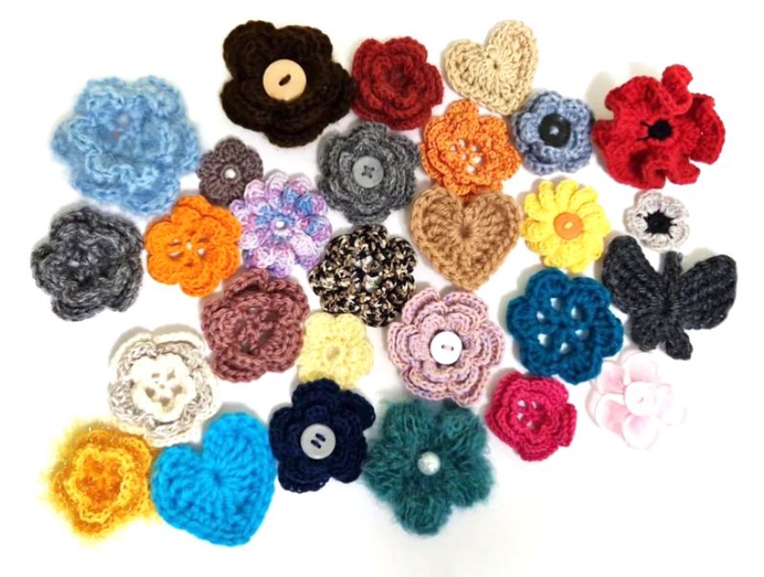 Lot aplicatii crosetate - casă & stil de viață - decorațiuni de casă - accesorii florale - flori la fir - Artynos.ro