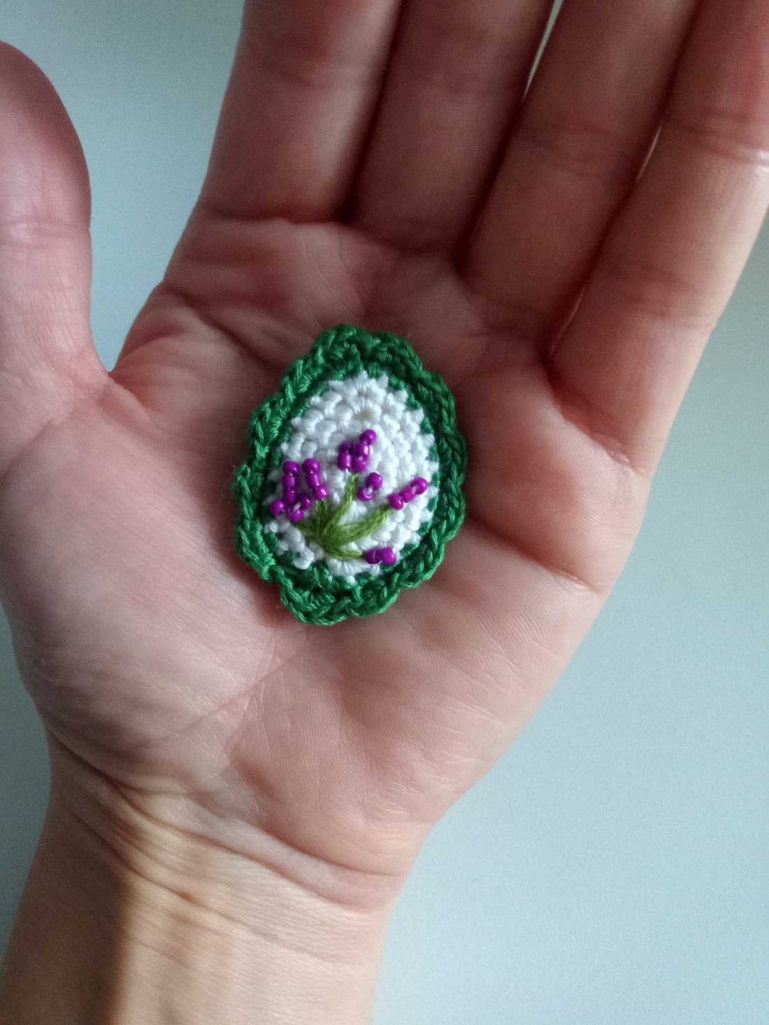 Set 2 Broșe croșetate - bijuterii - broșe - Artynos.ro