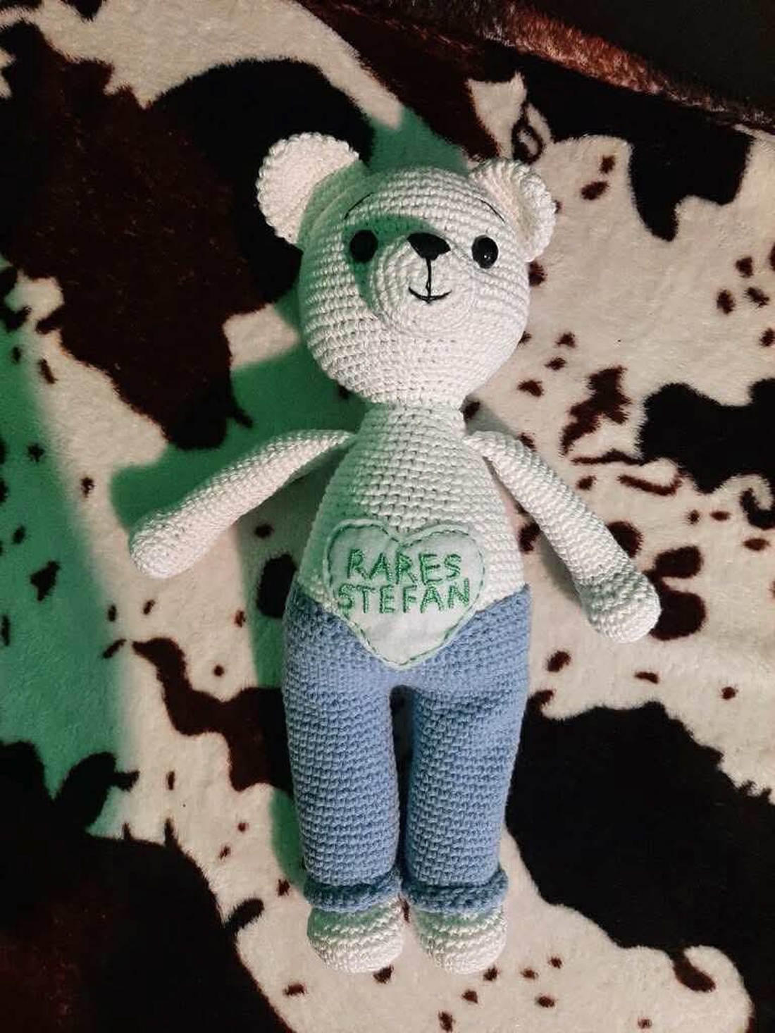 Ursuleț  - jucării și echipamente pentru copii - jucării bebeluși - pernă de centură de siguranță - Artynos.ro