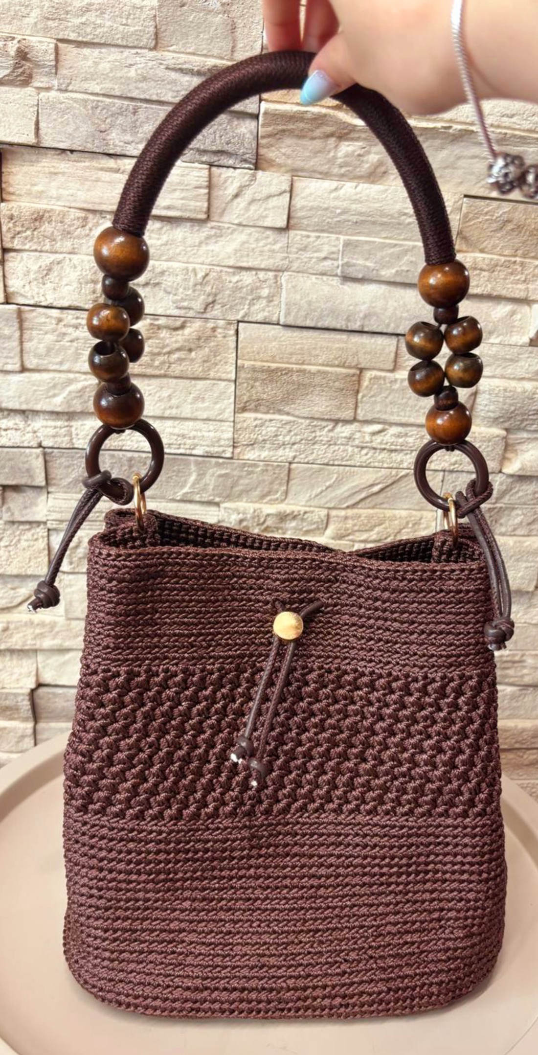 Geanta croșetată maro ciocolatiu  - genți și portofele - genți de mână și umăr - geantă crossbody - Artynos.ro