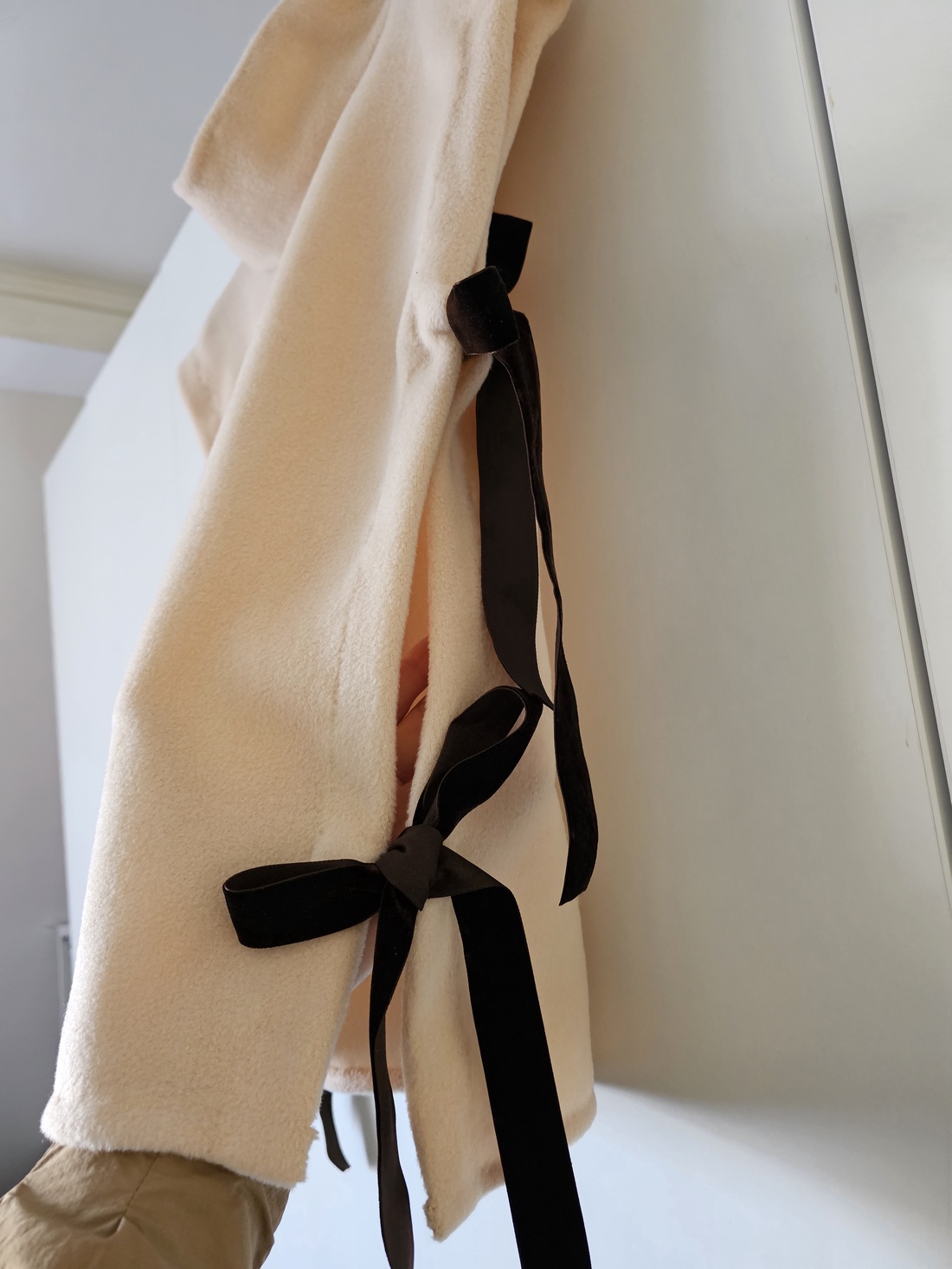 Vestă fleece mărime reglabilă S-L - îmbrăcăminte și modă - haine damă - vestă femei - Artynos.ro Vestă fleece mărime reglabilă S-L - îmbrăcăminte și modă - haine damă - vestă femei - Artynos.ro