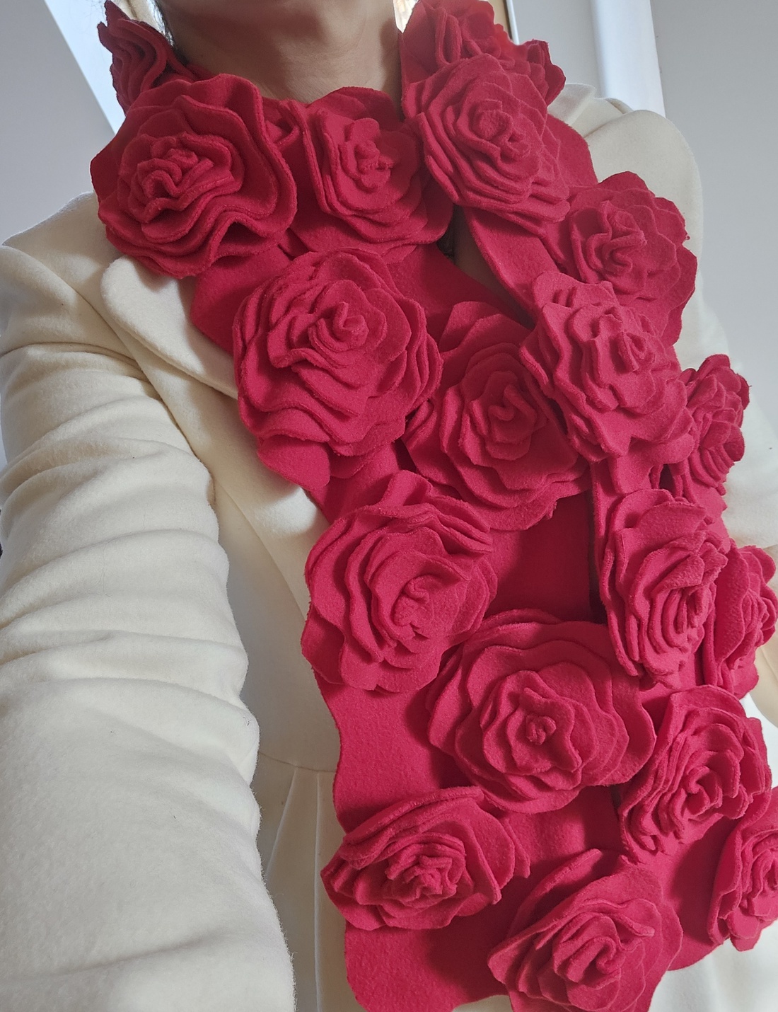 Fular/eșarfă cu trandafiri oversize - îmbrăcăminte și modă - eșarfe, pălării, fularuri - eșarfe - Artynos.ro