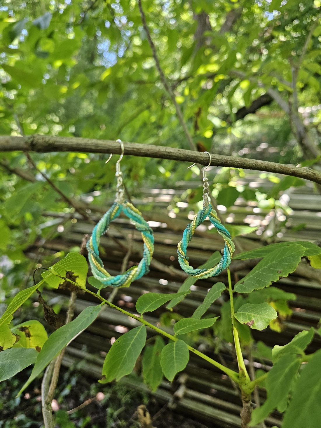 Cercei verzi Jasmine - bijuterii - cercei - cercei din mărgele - Artynos.ro