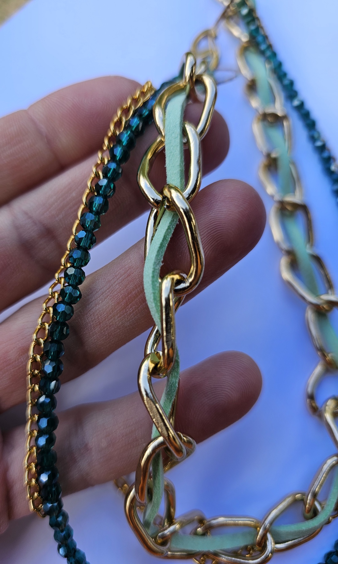 Colier statement Metallic and Green - bijuterii - coliere - coliere cu multiple șiruri - Artynos.ro