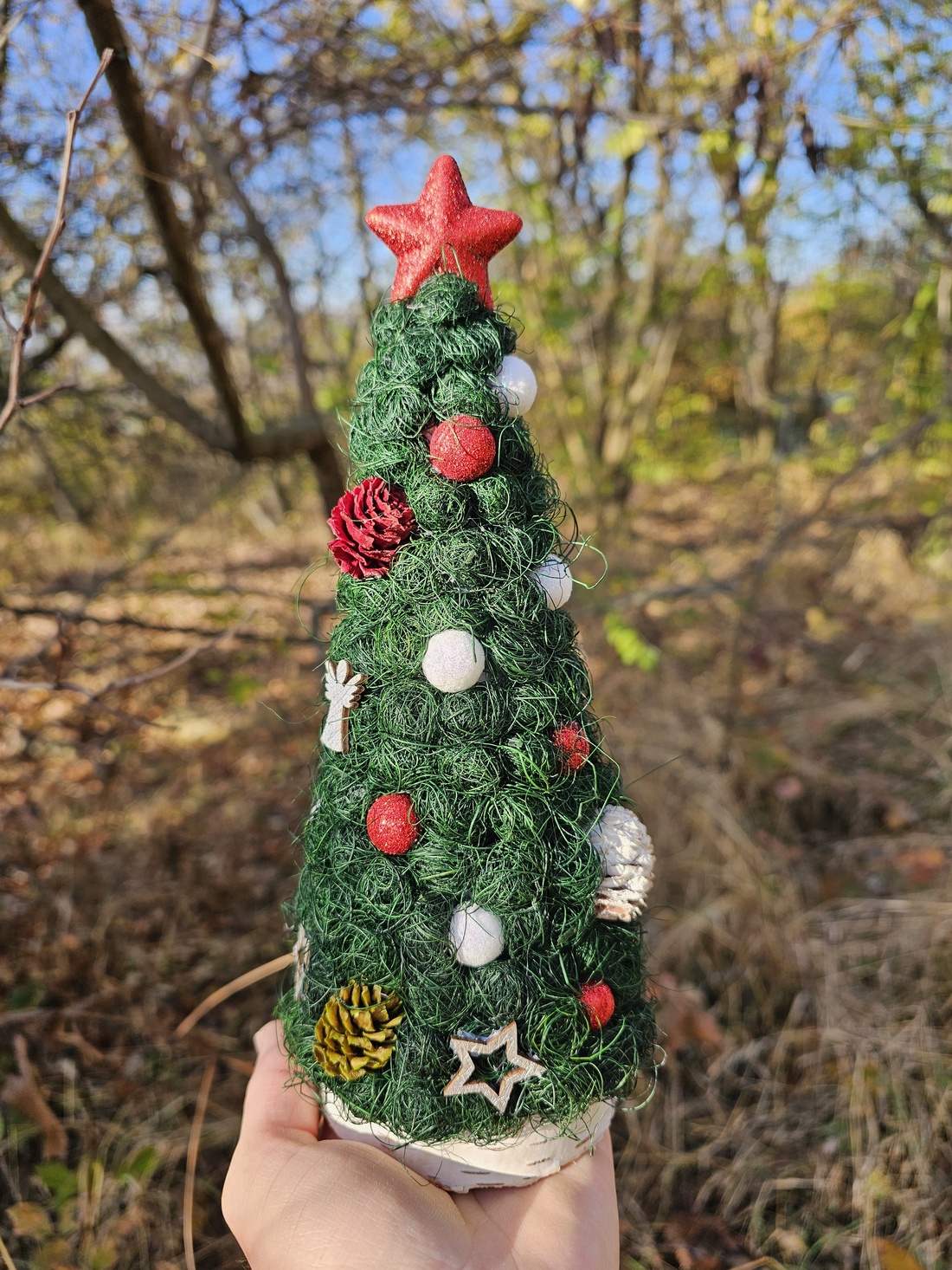 Decorațiune Crăciun brăduț împodobit - crăciun - decorațiuni de advent - decor pentru masa de advent - Artynos.ro