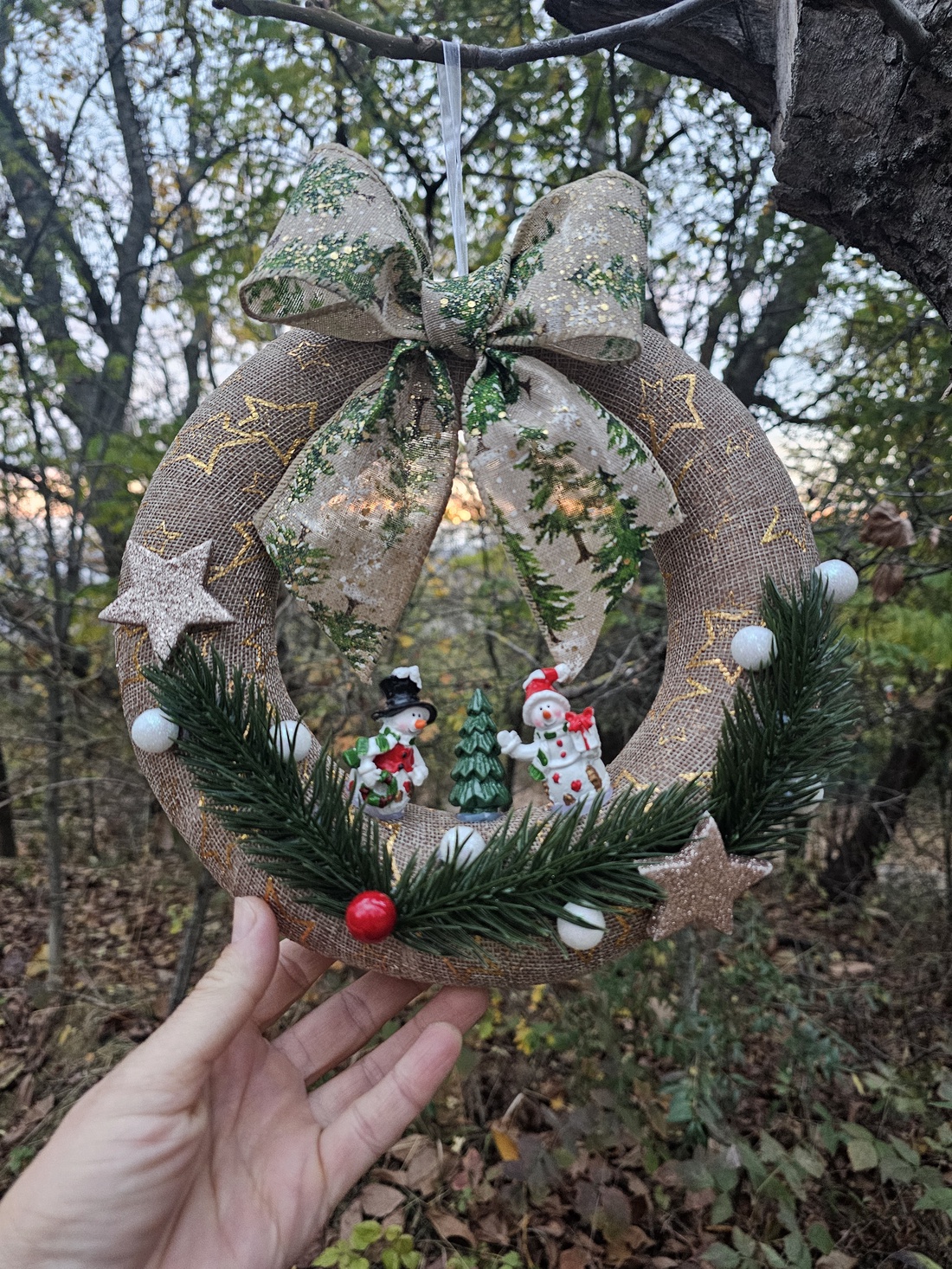 Coroniță Crăciun cu omuleți de zăpadă - crăciun - decorațiuni de advent - coroniță advent - Artynos.ro