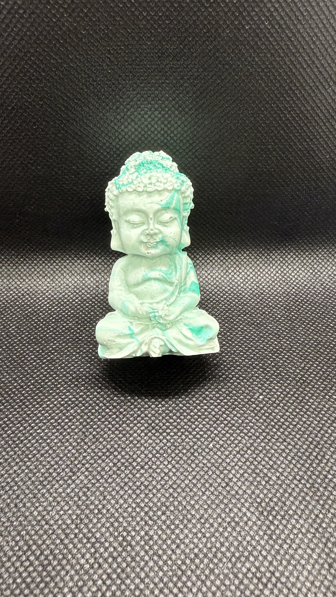 Statueta Buda - casă & stil de viață - accesorii pentru decorat casa - decorațiuni cu tematică spirituală - fossil, rocă, mineral - Artynos.ro Statueta Buda - casă & stil de viață - accesorii pentru decorat casa - decorațiuni cu tematică spirituală - fossil, rocă, mineral - Artynos.ro